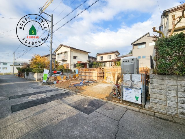 福岡市東区雁の巣1丁目第12-2棟（2号棟）の前面道路含む現地写真|見学の時間などお気軽にお問い合わせ下さい。