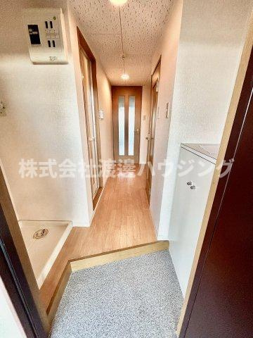 ローズハイツT・Kの玄関