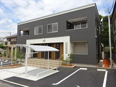 【外観】 | ｅｎｓｏｌｅｉｌｌｅ（アンソレイエ） | 外観写真（昼）