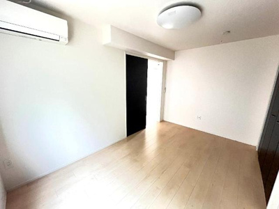 【内装】 | ｅｎｓｏｌｅｉｌｌｅ（アンソレイエ） | 洋室