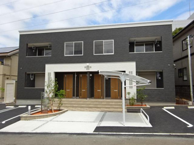 【外観】 | ｅｎｓｏｌｅｉｌｌｅ（アンソレイエ） | 外観写真（昼）