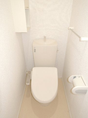 【トイレ】 | ファインティアラ | 清潔感のあるトイレです