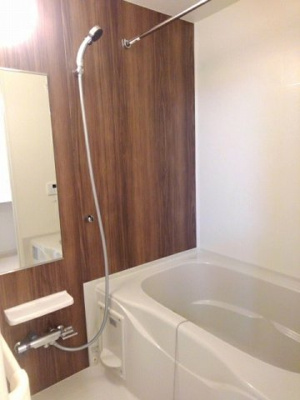 【浴室】 | プレジール | 落ち着いた空間のお風呂です