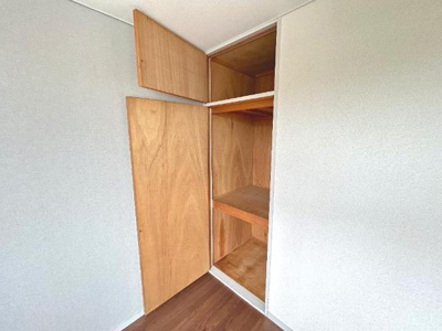 【収納】 | スカイ・パレスオオタ | 洋室①