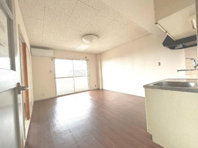 【居間・リビング】 | スカイ・パレスオオタ | リビング