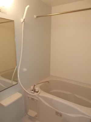 【浴室】 | コスモフィオーレ | ゆったり過ごせるお風呂です