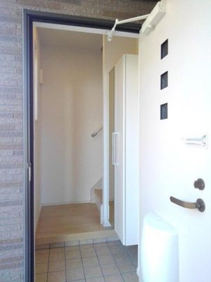 【玄関】 | ピコラｃａｓａ | ゆったりとした玄関です