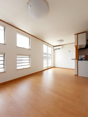 【居間・リビング】 | サンライズＡ | ゆったりとしたリビングです