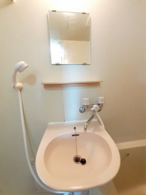 【洗面所】 | エルディム大塚 | 使いやすい洗面所です