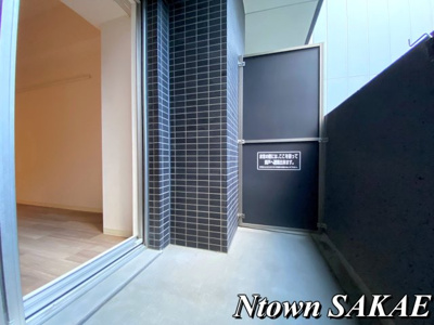 【バルコニー】 | プレサンスジェネ丸の内 | バルコニー付きです