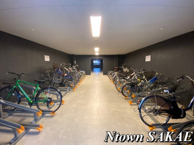 【その他共用部分】 | プレサンスジェネ丸の内 | 駐輪場です