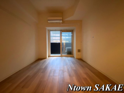 【居間・リビング】 | プレサンスジェネ丸の内 | 使いやすい居間です