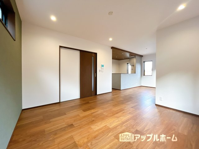 【新築住宅】浦和文蔵 3期 後期全10棟の居間・リビング