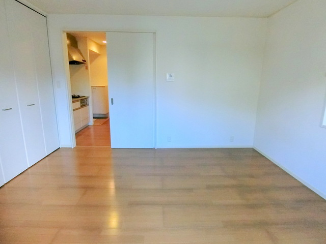 カテドラルの居間・リビング