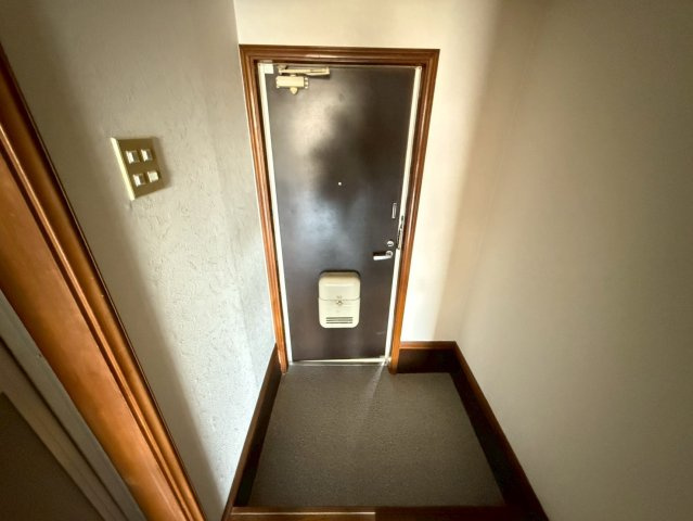 アティック２１の玄関