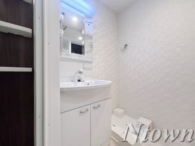 【独立洗面台】 | S-RESIDENCE豊国通 | 使いやすい独立洗面台です