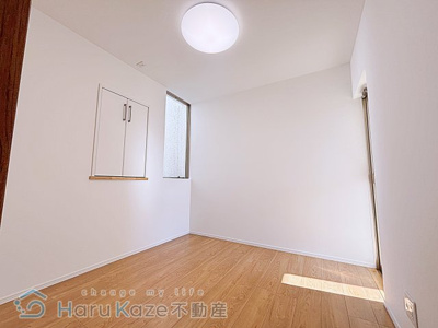 【洋室】 | 黒石住宅【分譲賃貸】