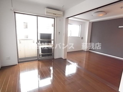 【寝室】 | カーサメイプル千葉中央 | 開放的な寝室です