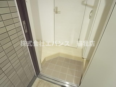 【玄関】 | アリエスＳＯＧＡ | 収納もある玄関です