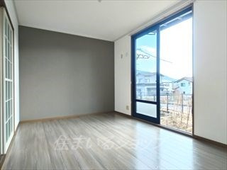 広島市安佐北区亀山５丁目のアパートの寝室