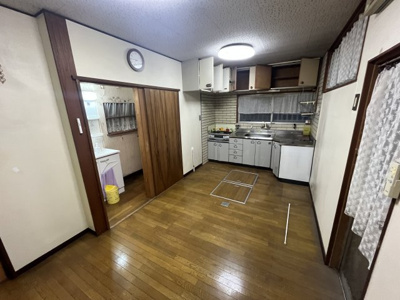 【居間・リビング】 | 堺市北区南長尾町５丁戸建