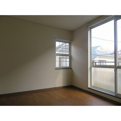 【居間・リビング】 | プラバーハイツ城山 | 洋室