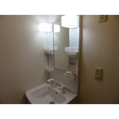 【洗面所】 | モンシャトー小川 | 独立洗面台