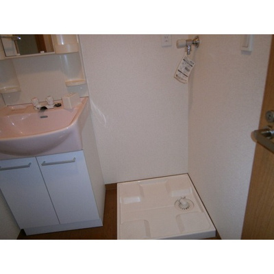 【洗面所】 | 小宮ビル | 洗濯機置場