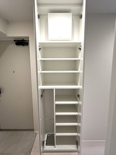 VIOR文京関口の玄関