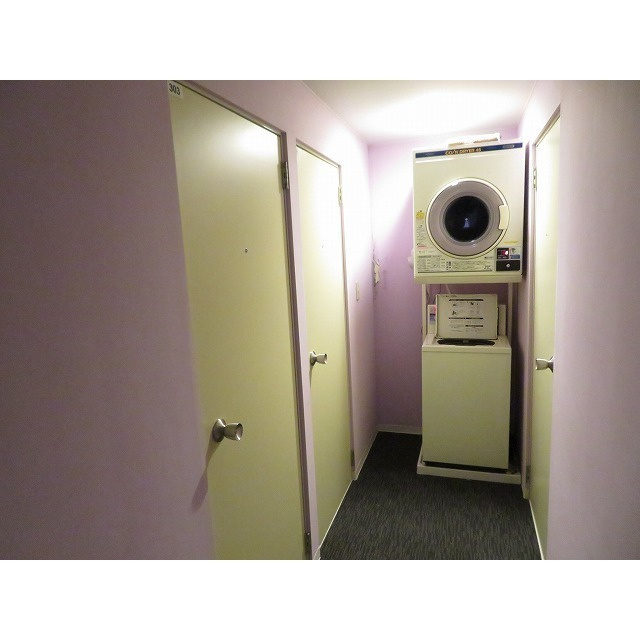 プティアムス　スカイツリー前のその他|共用部洗濯機