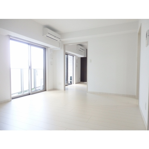 アルテシモ　プリマの内装