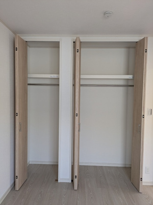 2階洋室のクローゼット