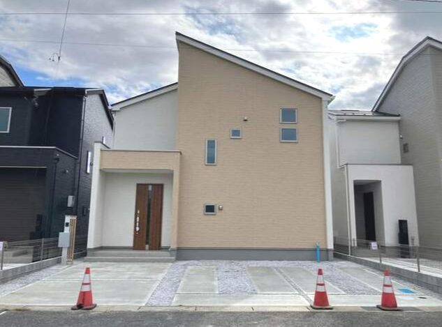 【外観】 | グラファーレ高崎市下之城町5期ー② | 長期優良住宅認定・ＺＥＨ水準住宅！
区画整理地内のきれいな街並み！
嬉しい都市ガス×本下水エリア！