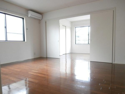 【居間・リビング】 | ドミール柿の木坂