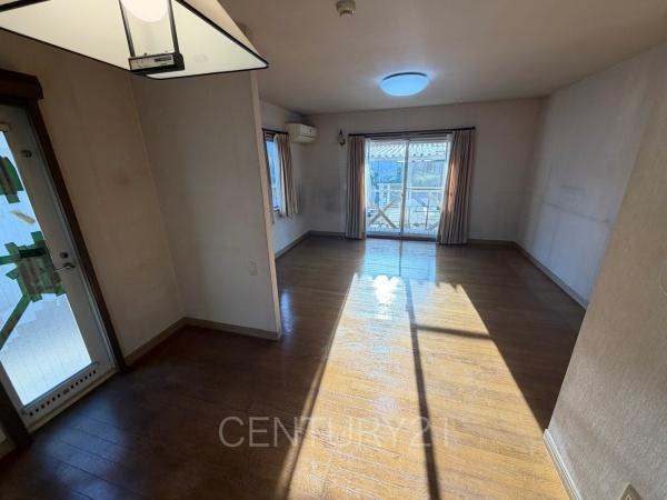 前橋市下大島町中古一戸建ての居間・リビング