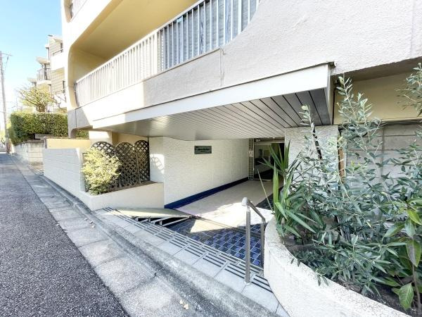 【エントランス】 | 八雲スカイハイツ | 管理が行き届いて、きれいなエントランスです！