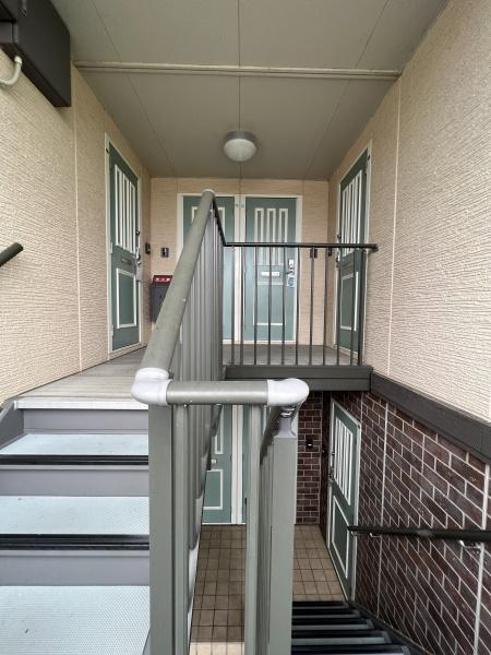 リビングタウン神原　Ｂ棟のエントランス