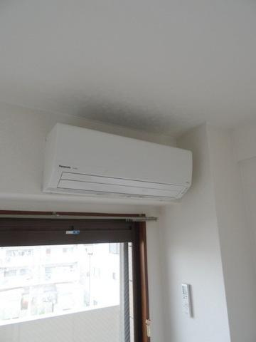 アメニティ千島の洋室