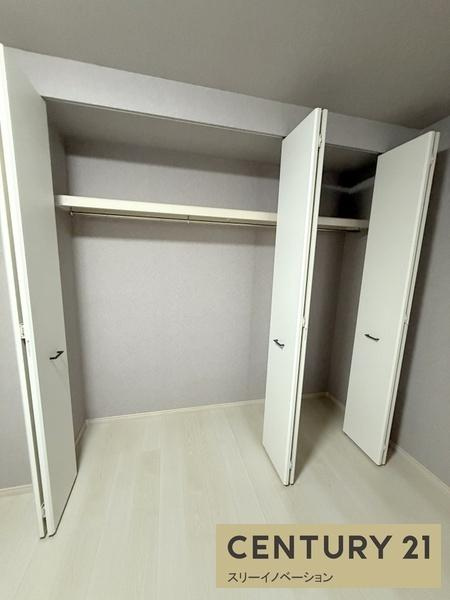 キングスクエアランドレックスＣ棟の収納