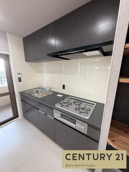 キングスクエアランドレックスＣ棟のキッチン