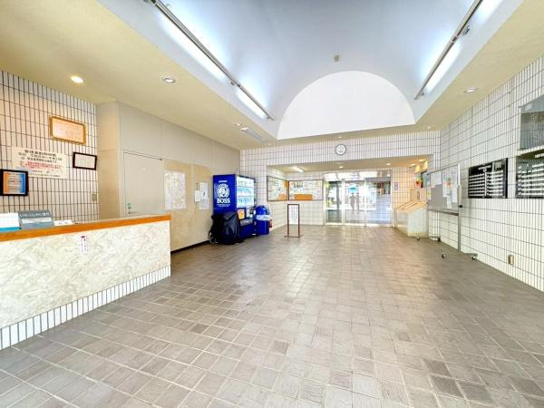 ライオンズマンション鶴ヶ峰ガーデンのエントランス