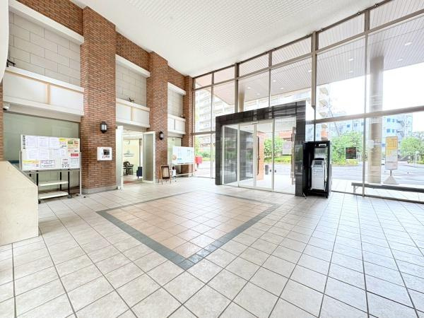 ラムーナ横浜戸塚スカイリッジのエントランス