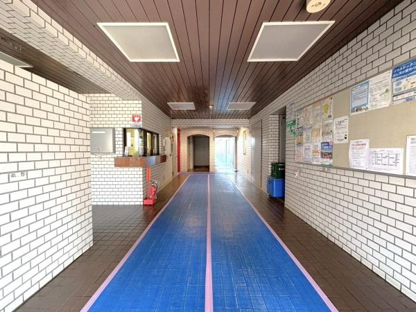 ニックハイム保土ヶ谷第５のエントランス