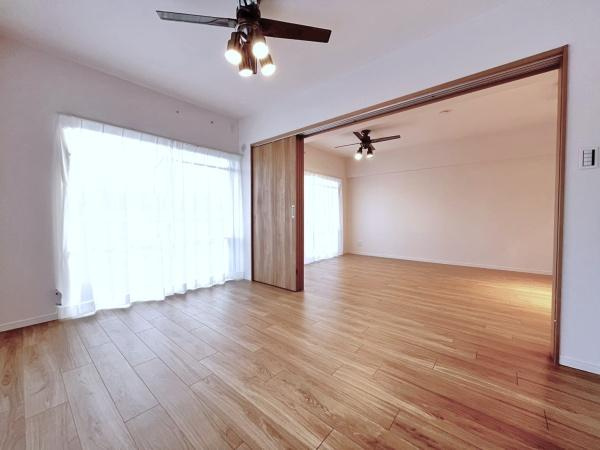 サニークレスト湘南八景２の洋室