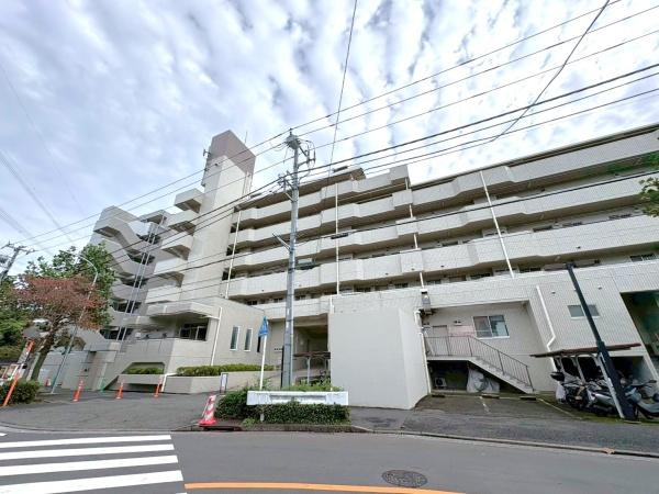 サニークレスト湘南八景２の外観