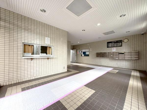 サニークレスト湘南八景２のエントランス