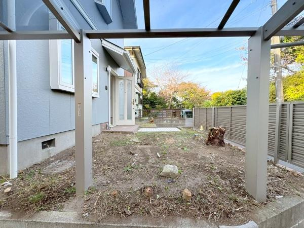鎌倉市今泉台６丁目の中古一戸建の庭