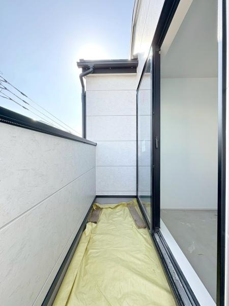 川崎市川崎区桜本２丁目の新築一戸建のバルコニー