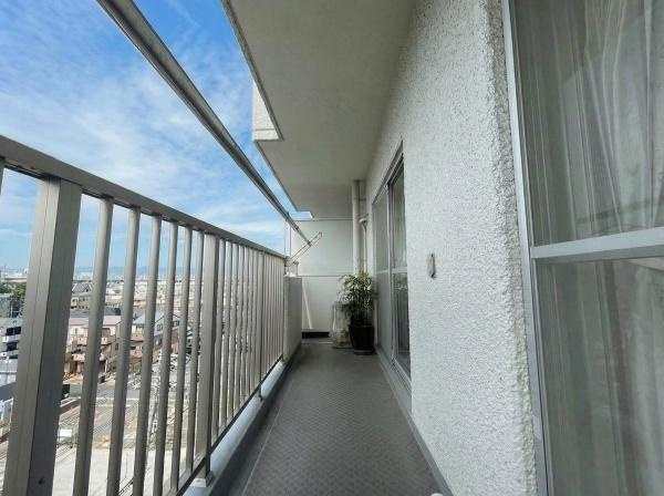 【バルコニー】 | 守口ニューハイツ | こちらの画像は、AIを用いて家具を消しております。