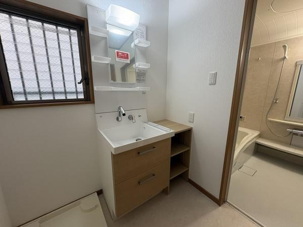 【独立洗面台】 | 大阪市東淀川区井高野1丁目　中古戸建